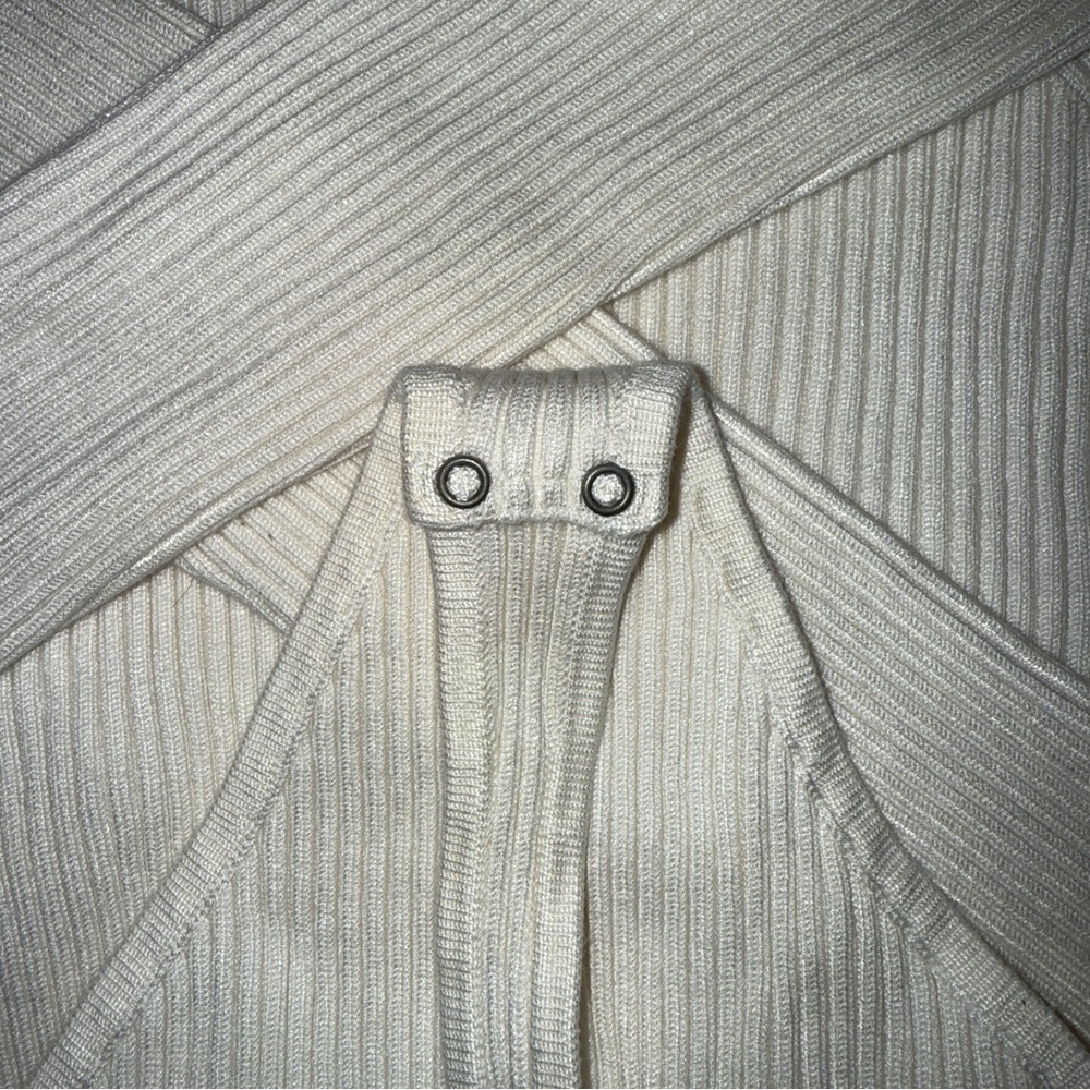 3 pack Abercrombie Sweater Thong Bodysuits (Large)! - Picture 10 of 14